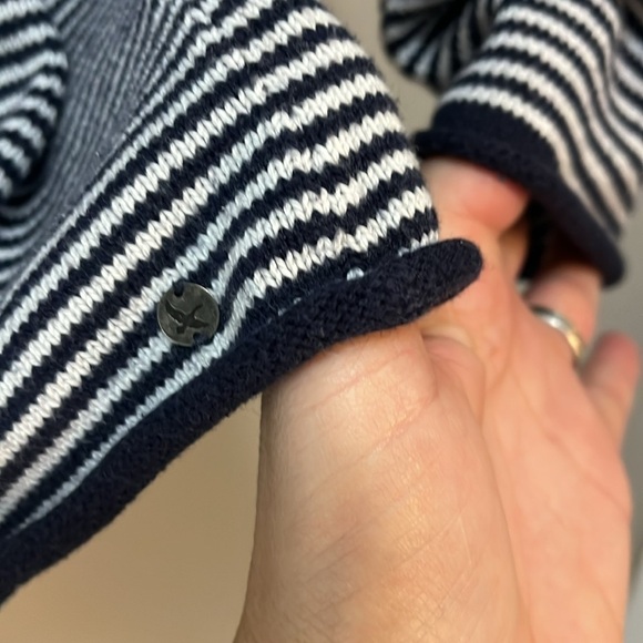 Navy & White Stripes Eddie Bauer Sweater Rolled Hem Scope Neck Pullover Layer - Picture 3 of 12